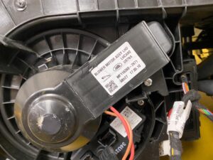 KOMPLETNA NAGRZEWNICA DMUCHAWA JAGUAR XF II X260