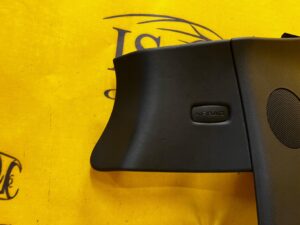 OSŁONA POSZYCIE SŁUPKA TYŁ C PRAWA PRAWE SKÓRA PORSCHE PANAMERA 970 I LIFT