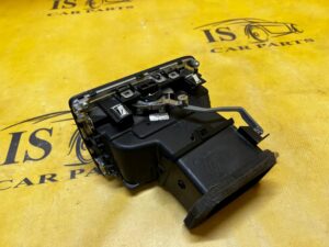 KRATKA NAWIEWU ZEWNETRZNA LEWA DESKI KONSOLI RENAULT KOLEOS II