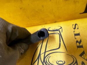 PRZEWÓD WĄŻ ODPOWIETRZAJĄCY REFLEKTORA PRAWY PORSCHE PANAMERA 970 I LIFT