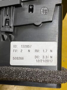 PRAWA KRATKA NAWIEWU DESKI KONSOLI FORD S-MAX MK2