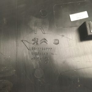 OSŁONA SŁUPKA B PRAWA PEUGEOT 3008 P84 II 17R->