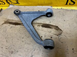 WAHACZ TYŁ TYLNY LEWY GÓRNY CHEVROLET CORVETTE C5 97-04