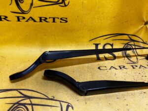 KOMPLET RAMIONA WYCIERACZEK PRZÓD PRZEDNIE RENAULT ZOE I Z.E.