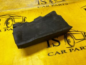 OSŁONA ZAŚLEPKA WYGŁUSZENIE LEWA LEWE RANGE ROVER VELAR L560