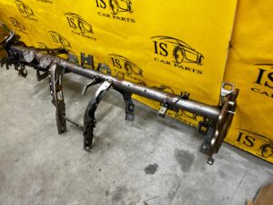 RURA STELAŻ WZMOCNIENIE DESKI RENAULT MEGANE IV EU