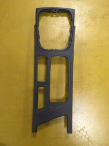 RAMKA TUNELU ŚRODKOWEGO RENAULT MEGANE IV