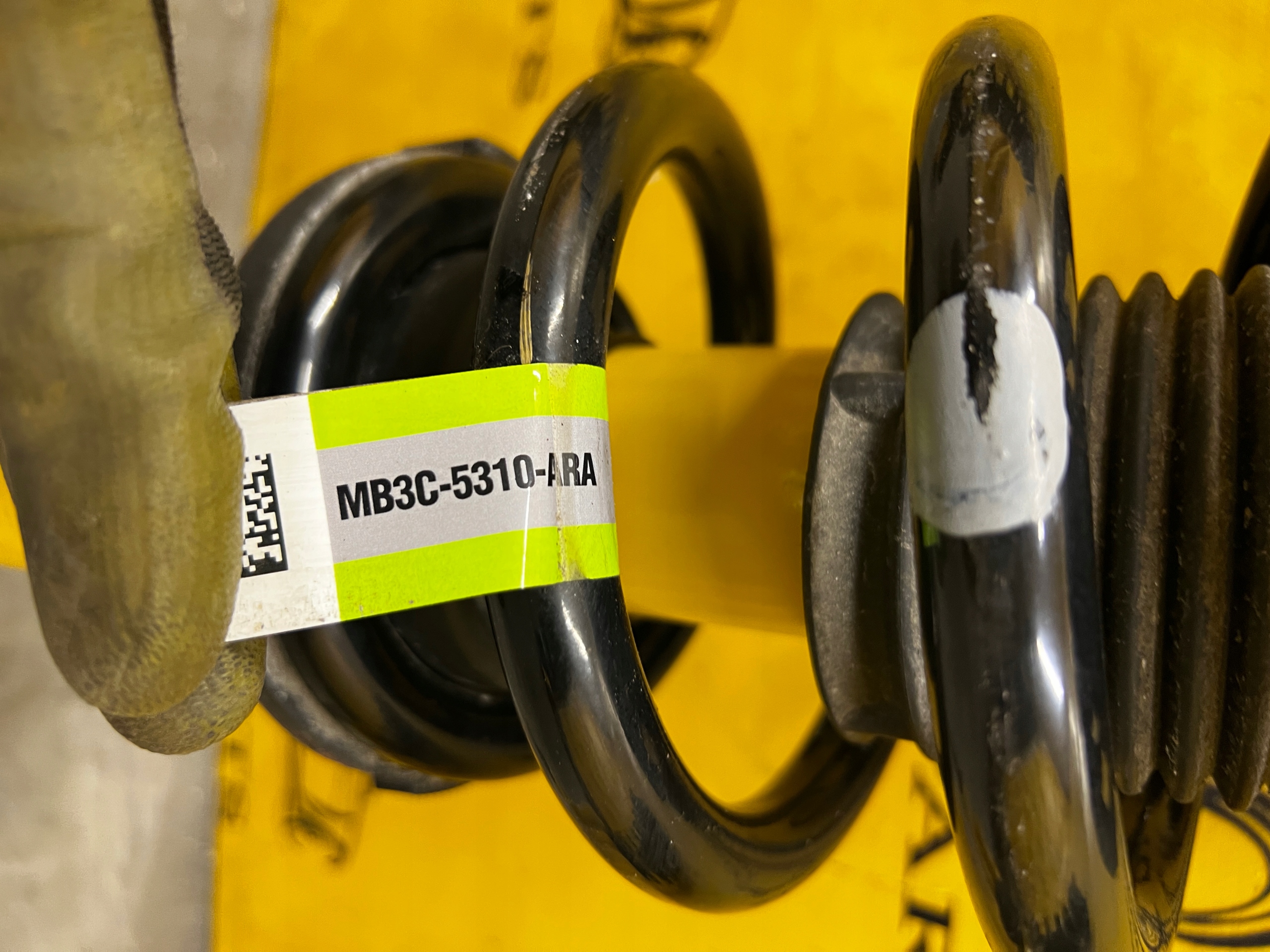 KOMPLET NOWE AMORTYZATORY BADLANDS BILSTEIN PRZÓD FORD BRONCO 21-