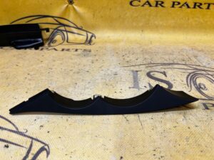 LISTWA OBUDOWA LICZNIKA ZEGARÓW PORSCHE PANAMERA 970 I LIFT