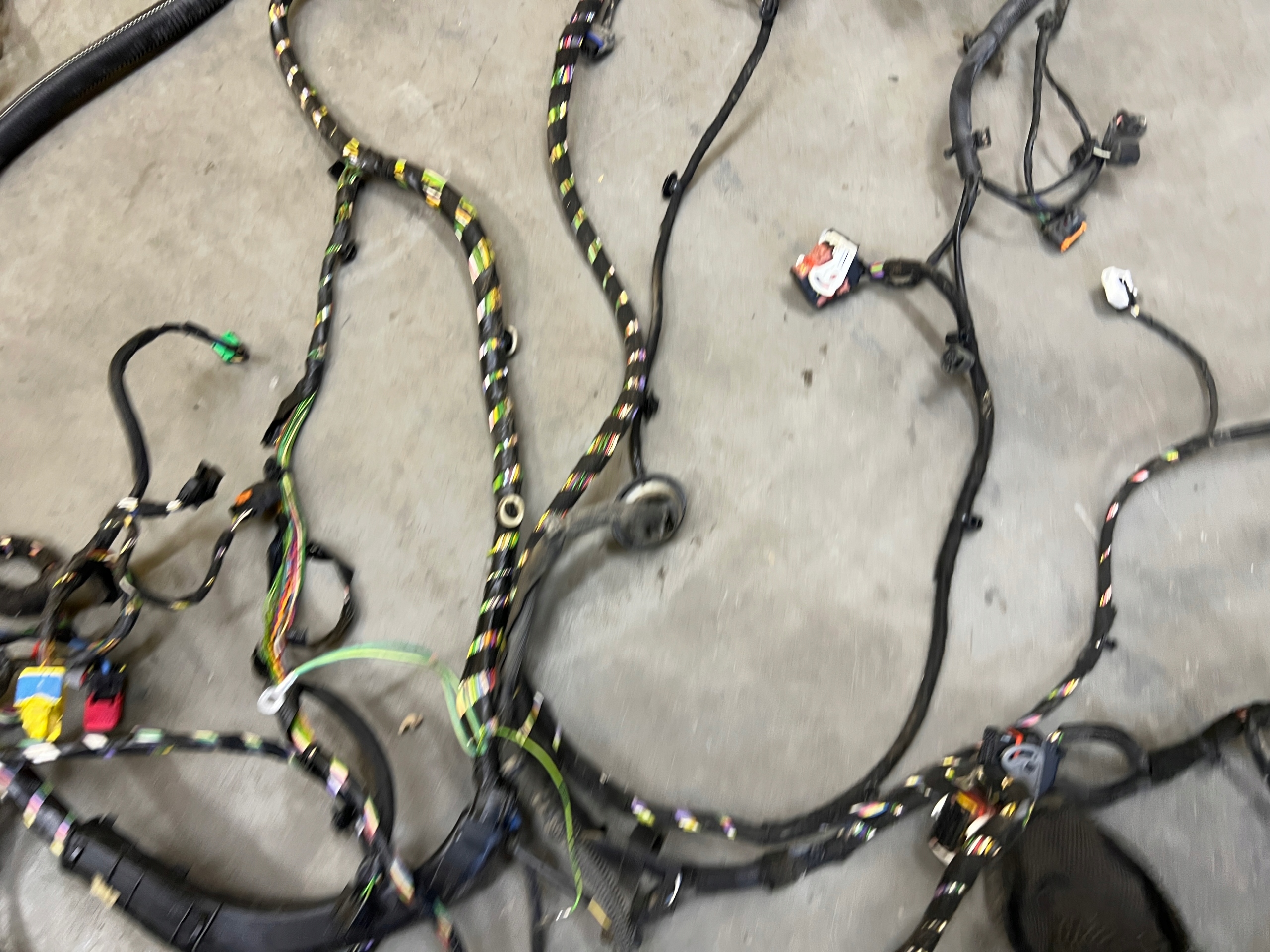 WIĄZKA INSTALACJA SILNIKA PEUGEOT 508 I 2.0 HDI