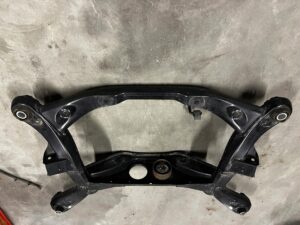 SANKI TYLNE TYŁ BELKA ZAWIESZENIA LEXUS RX III 3 RX450 450H