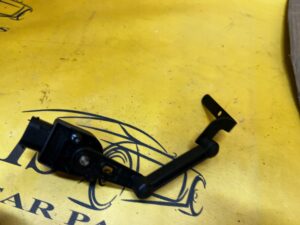 CZUJNIK POZIOMOWANIA LAMP TYŁ PRAWY MERCEDES GL X166