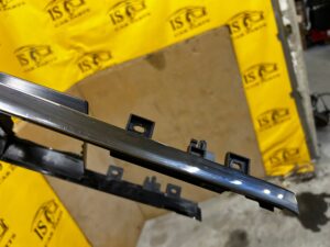 NAKŁADKA PANEL RAMKA OSŁONA TUNELU ŚRODKOWEGO RANGE ROVER EVOQUE II L551