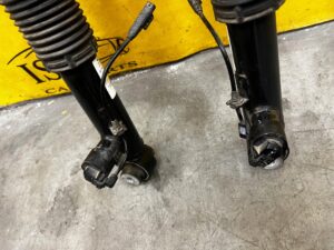 KOMPLET AMORTYZATORY ELEKTRYCZNE TYŁ LAND ROVER DISCOVERY SPORT V L550 LIFT