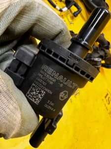 ZAWÓR CZUJNIK OPARÓW PALIWA RENAULT ESPACE VI AUSTRAL