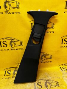 OSŁONA POSZYCIE SŁUPKA B PRAWA MERCEDES E-KLASA W213