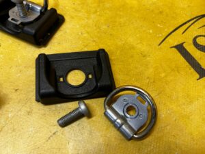 6 X MOCOWANIE UCHWYT ZACZEP BAGAŻNIKA MERCEDES CLS W218 E W212 KOMBI