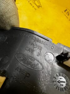 OSŁONA ZAŚLEPKA KLAMKI WEWNĘTRZNEJ DRZWI PRAWA FORD EXPLORER MK6