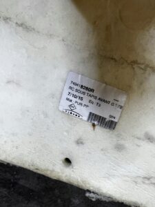 MATA WYGŁUSZENIE PODŁOGI LEWA LEWE RENAULT MEGANE IV