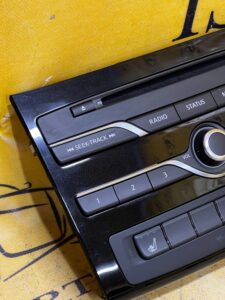 PANEL PRZICISKI STEROWANIA RADIEM RADIO INFINITI Q30