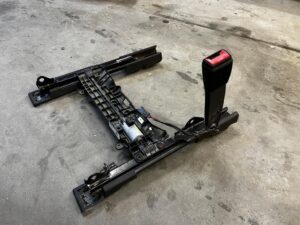 SZYNY ZAPINKA KLAMRA PASA BEZPIECZEŃSTWA FOTELA PRZÓD PRAWY FORD FUSION USA