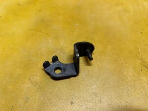 MOCOWANIE WSPORNIK UCHWYT RENAULT DACIA 1.5 BLUE DCI