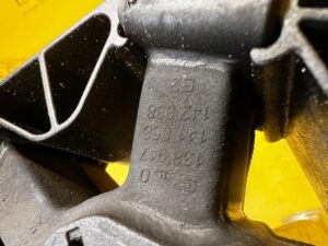 ŁAPA MOCOWANIE PODUSZKA SILNIKA DACIA SANDERO III 1.0 TCE