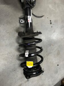 NOWA NOGA ZWROTNICA AMORTYZATOR MCPHERSON PRZÓD PRAWY KIA SORENTO III CRDI