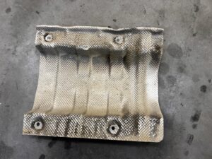 BLACHA OSŁONA TERMICZNA DACIA DOKKER 1.5 BLUE DCI