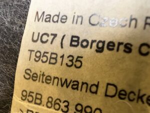 TAPICERKA BOCZEK BAGAŻNIKA TYŁ PRAWY PORSCHE MACAN 95B