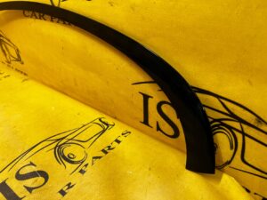 LISTWA DEKORACYJNA SZYBY MERCEDES C-KLASA W206