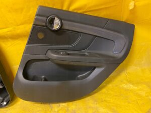 TAPICERKA DRZWI PRAWY TYŁ MINI COUNTRYMAN II F60