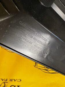 OSŁONA POSZYCIE SŁUPKA TYŁ C PRAWA PRAWE DACIA SANDERO III 2023R