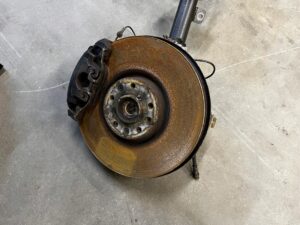 ZWROTNICA AMORTYZATOR PRZÓD LEWY PEUGEOT 508 I 2.0 HDI RXH 4HYBRID