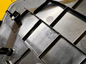 OSŁONA ZAŚLEPKA DESKI KONSOLI LEWA LAND ROVER DISCOVERY 5 V L462