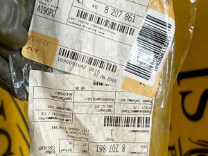 DEKOR PLASTIK DESKI LISTWA ŚRODKOWA LEWA BMW 5 E39 NOWA OEM