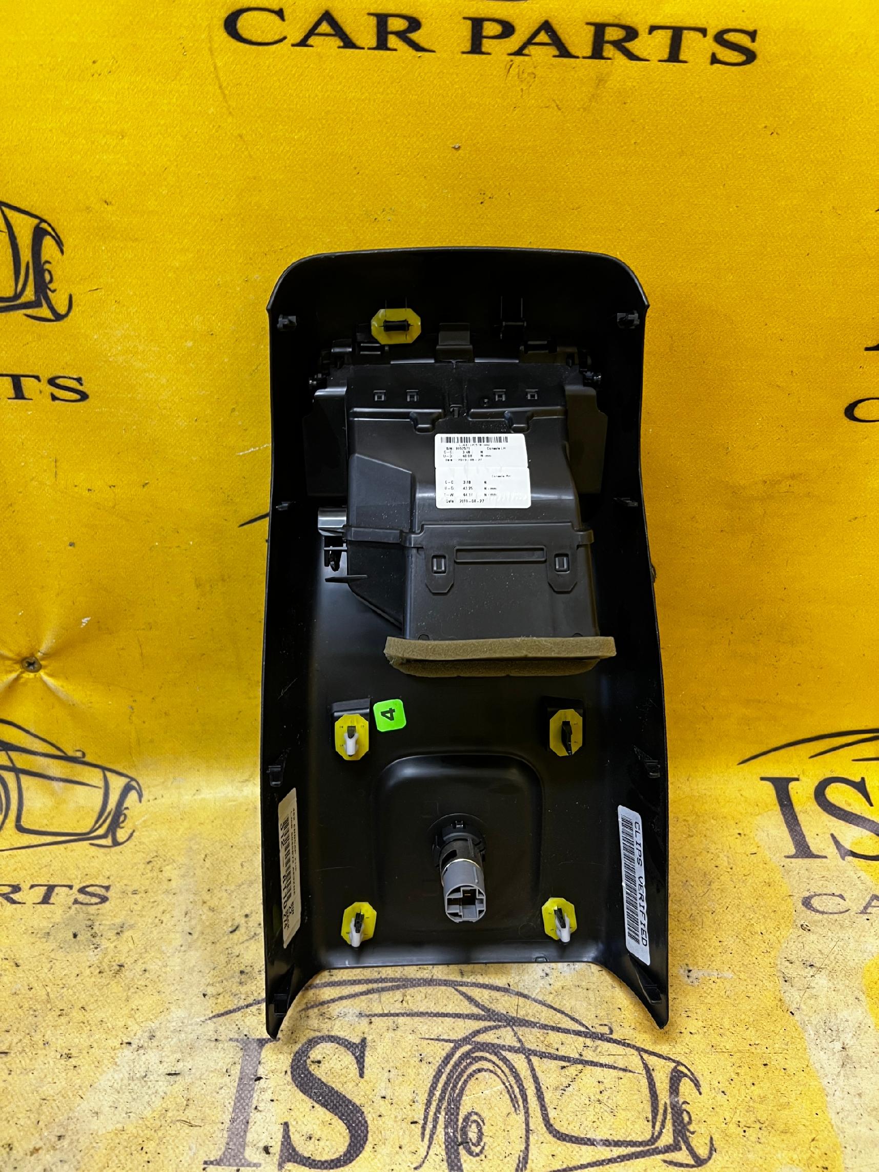 OSŁONA TYŁ TUNELU ŚRODKOWEGO WEJŚCIE USB KRATKI NAWIEWU FORD ESCAPE MK4