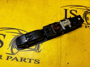 PANEL PRZEŁĄCZNIK SZYB LUSTEREK DRZWI PRZÓD LEWY DACIA SANDERO III