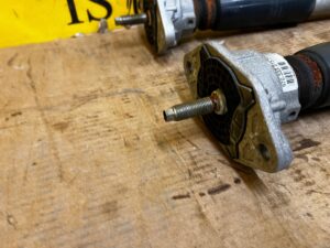 KOMPLET AMORTYZATORY TYŁ PRAWY LEWY PORSCHE PANAMERA 970 I LIFT HYBRID