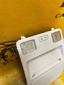 LAMPKA OŚWIETLENIE PODSUFITKI FORD ESCAPE MK4