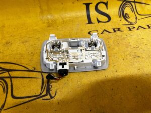 LAMPKA OŚWIETLENIE PODSUFITKI DACIA DUSTER II