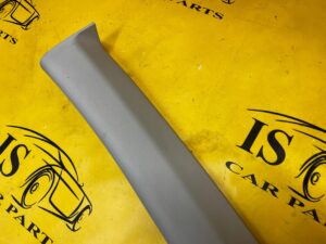 POSZYCIE OSŁONA OBUDOWA SŁUPKA PRZÓD A LEWY DACIA JOGGER SANDERO III