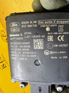 RADAR SENSOR MARTWEGO POLA BLIS MOCOWANIE PRAWY LEWY FORD ESCAPE MK4