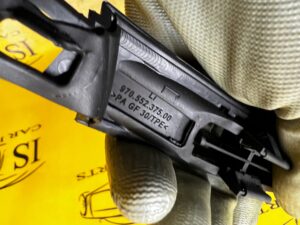 KRATKA NAWIEWU SZYBY PRZÓD LEWA LEWY PORSCHE PANAMERA 970 I LIFT