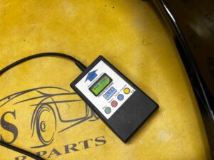 BŁOTNIK LEWY PRZEDNI PRZÓD KOMPLETNY PORSCHE MACAN 95B L041