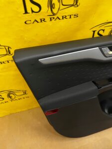 TAPICERKA BOCZEK DRZWI PRZÓD LEWY FORD KUGA MK3 TITANIUM LINE