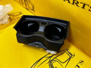 SCHOWEK CUPHOLDER UCHWYT NA KUBKI BMW 5 G30 G31 M5 F90 6 G32 NOWY OEM