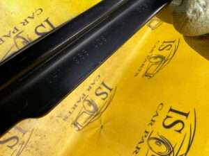 KOMPLET RAMIONA PIÓRA WYCIERACZEK AUDI A8 D4