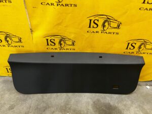 OSŁONA POKRYWA TAPICERKA KLAPY BAGAŻNIKA TYŁ RANGE ROVER VELAR L560