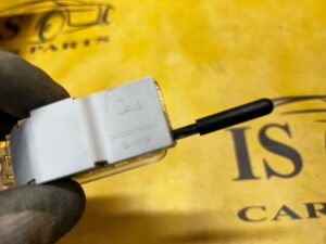 LAMPKA OŚWIETLENIA SCHOWKA CITROEN C4 GRAND PICASSO II